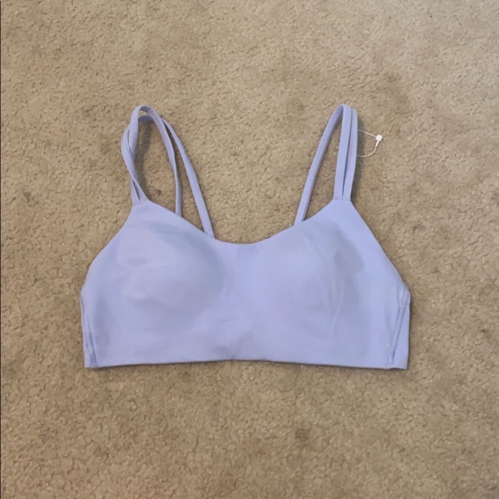 Lululemon like a cloud bra